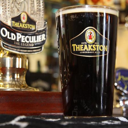 The Queens Head Kettlesing ハロゲート エクステリア 写真