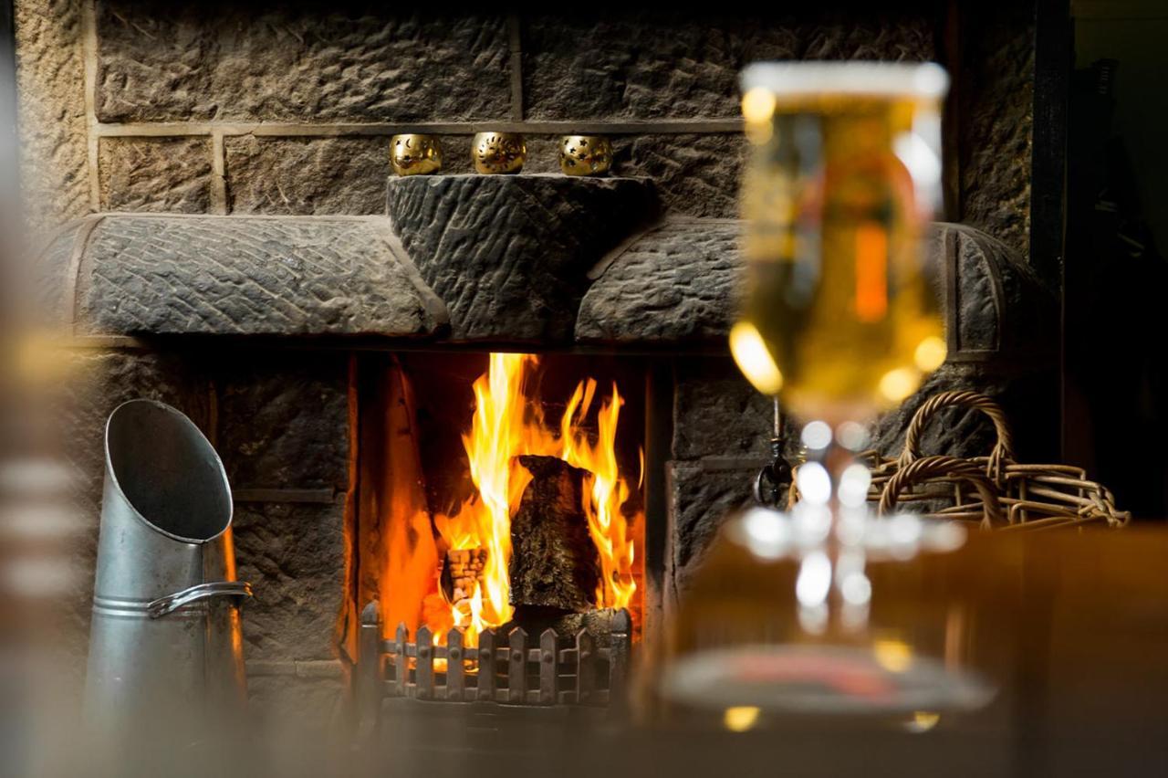 The Queens Head Kettlesing ハロゲート エクステリア 写真